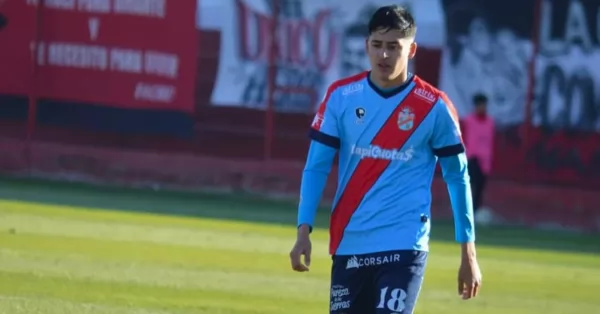 El puertense Luciano Viano debutó en Arsenal de Sarandí