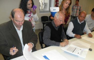 Baigorria y Puerto firmaron convenios para fortalecer controles sobre la ruta 11