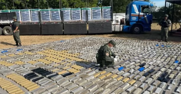 Secuestran más de dos toneladas de marihuana ocultas en un camión que transportaba arroz en Formosa