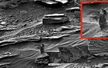 Una foto de la Nasa revela la imagen de una mujer sobre la superficie de Marte 