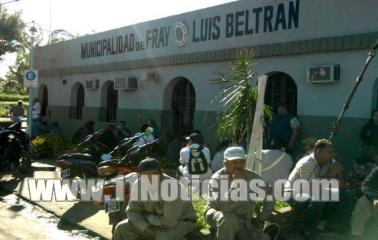 Paro de Trabajadores Municipales en Fray Luis Beltrán