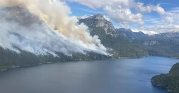 Se incendian 400 hectáreas en el Parque Nacional Nahuel Huapi 