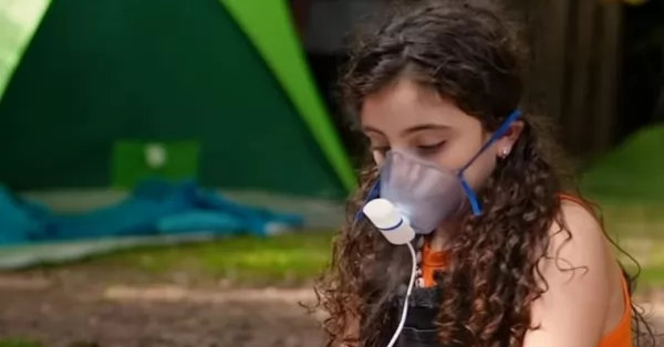 Una empresa argentina inventó un nebulizador portátil que se conecta al celular