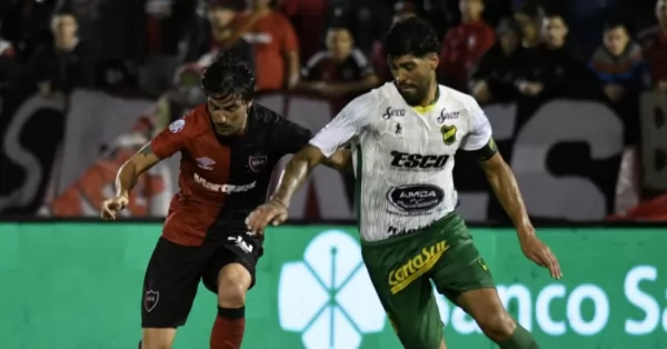 Debuta Newells en la vuelta del fútbol argentino