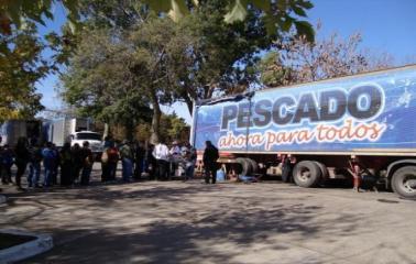 Pescados para todos en Puerto San Martín