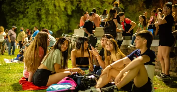 Los sanlorencinos volvieron a disfrutar del Picnic bajo las estrellas