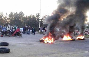 Estado del piquete entre Ruta 11 y A012