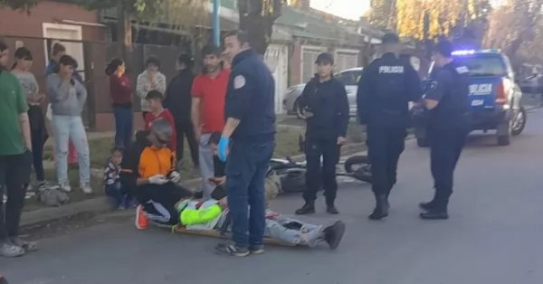 Un joven sufrió un grave accidente con su moto y tuvo un traumatismo de cráneo