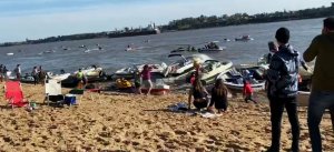 Olas de un buque causaron destrozos en la costa de Puerto Pirata, VIDEO