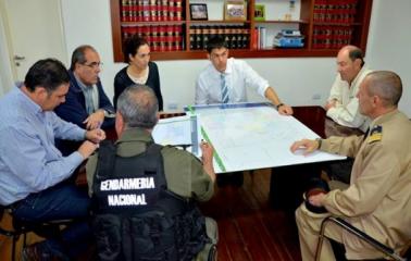 Ramos anunció más presencia de Gendarmería y Prefectura en Baigorria  