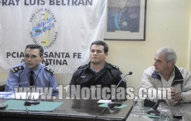 Reclaman más efectivos y móviles en Fray Luis Beltrán