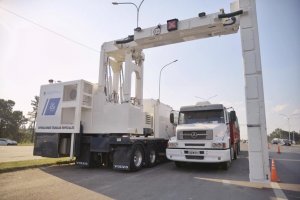 Rosario: Realizaron controles en la carga de camiones con escáneres móviles
