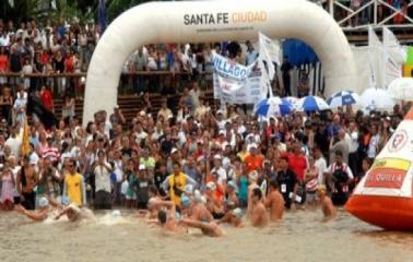 Bonfatti recibirá a los nadadores la Maratón Acuática Santa Fe - Coronda 