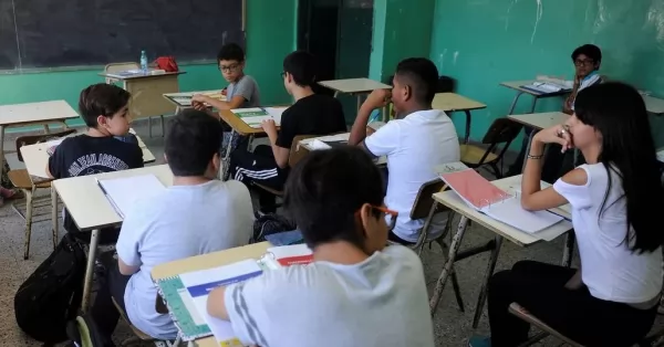 Prueba Aprender: más de 500 mil estudiantes secundarios serán evaluados en Lengua y Matemática