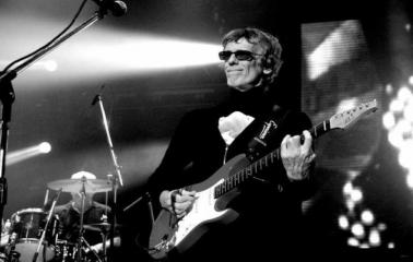 En honor a Spinetta: Día Nacional del Músico