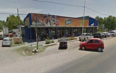 Tras realizar un boquete robaron un supermercado en Ricardone