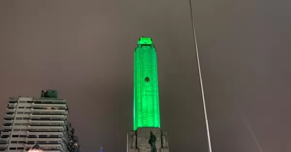 Por el Día Mundial del Reciclaje, el Monumento se iluminará de verde