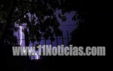 Rige un alerta meteorológico por tormentas intensas con fuerte actividad eléctrica