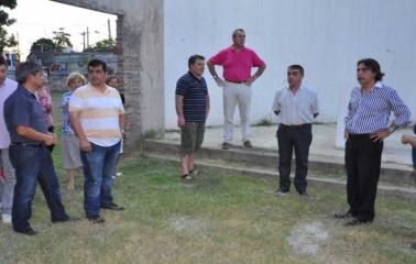 Traferri entregó aportes en la Parroquia San Cayetano