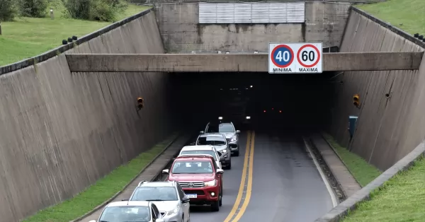Túnel Subfluvial: pasó el vehículo 145 millones desde que el viaducto fue habilitado en 1969