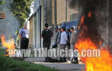 Trabajadores de UATRE se movilizan por cierre de cooperativa