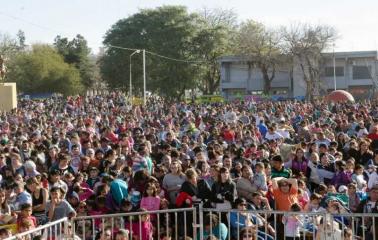 Una multitud celebró el Día del Niño en el Parador Turístico
