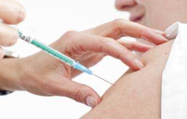 Campaña de vacunación en San Lorenzo por el Día Mundial de la Hepatitis B