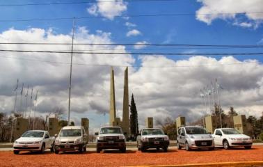 San Lorenzo incorporó seis nuevos vehículos al parque automotor municipal