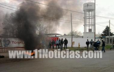 Paro de vigiladores frente a TotalGaz