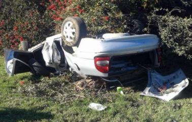 Cinco heridos tras un vuelco en la Autopista Rosario - Santa fe